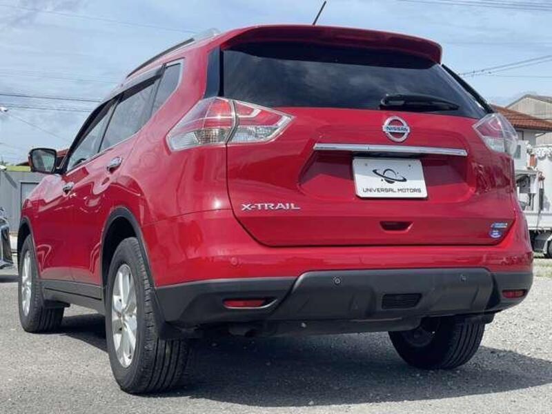 X-TRAIL