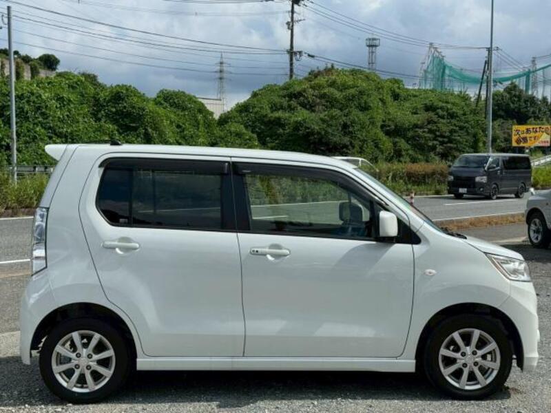 WAGON R