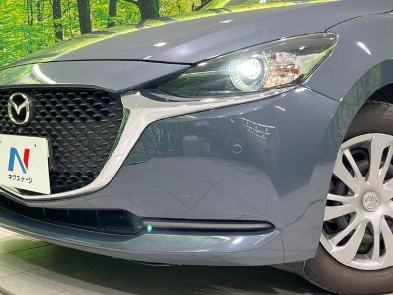 MAZDA2
