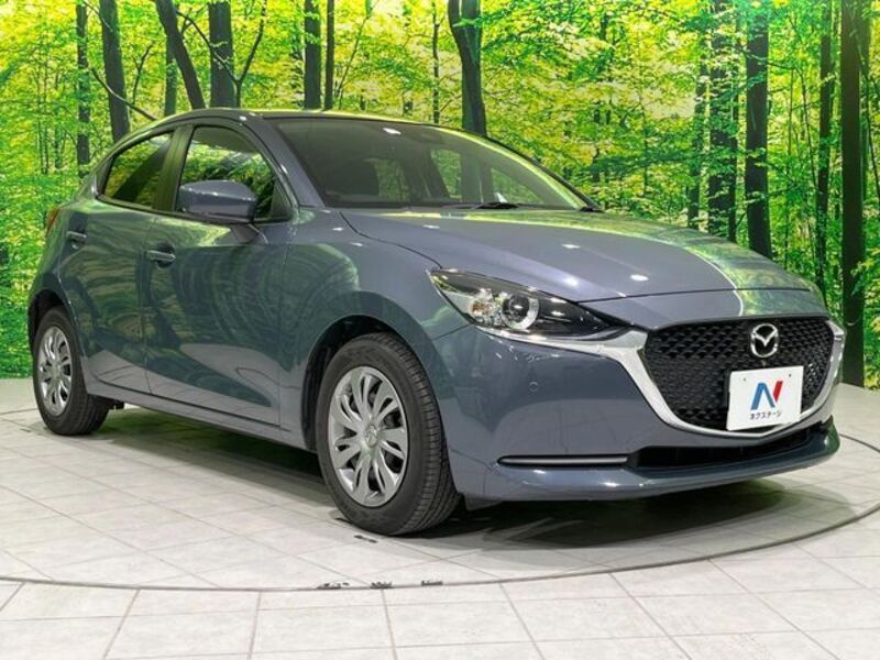 MAZDA2