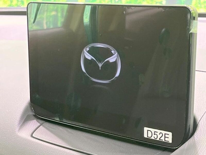 MAZDA2