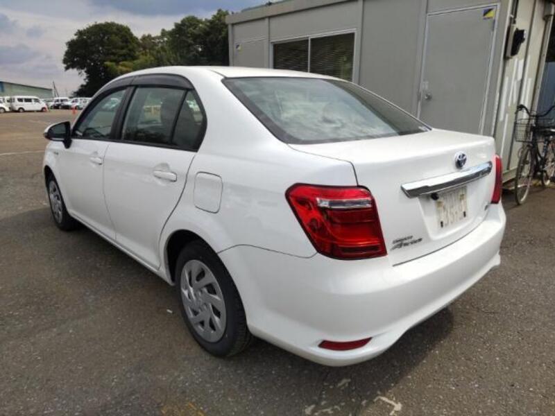 COROLLA AXIO