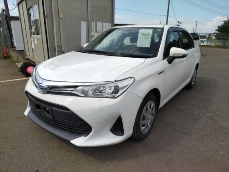 TOYOTA COROLLA AXIO