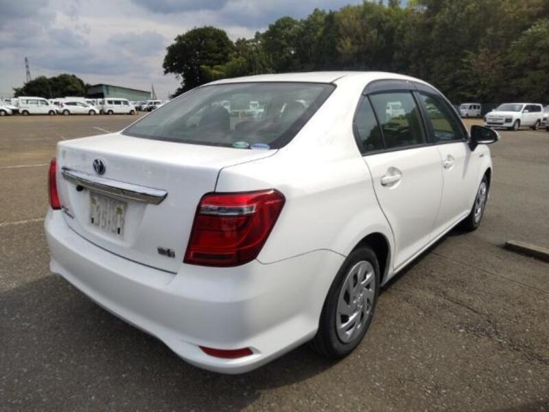 COROLLA AXIO