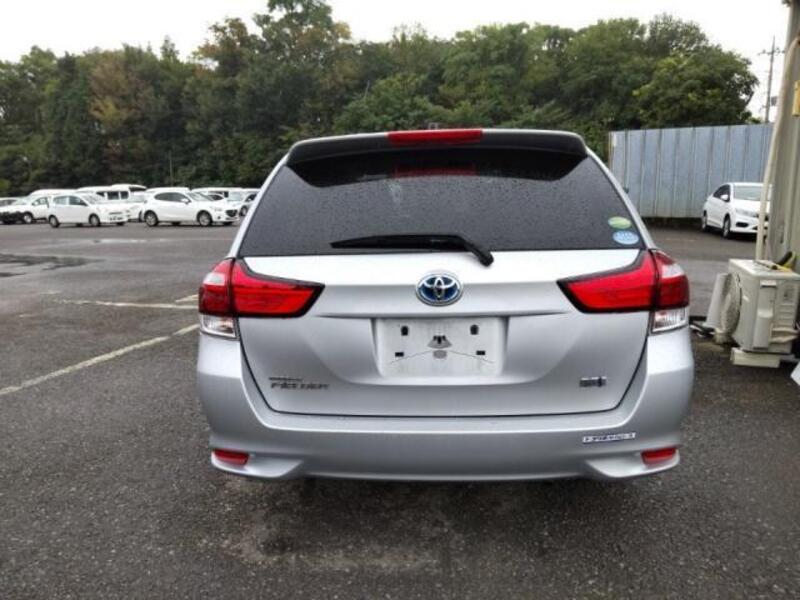 COROLLA FIELDER