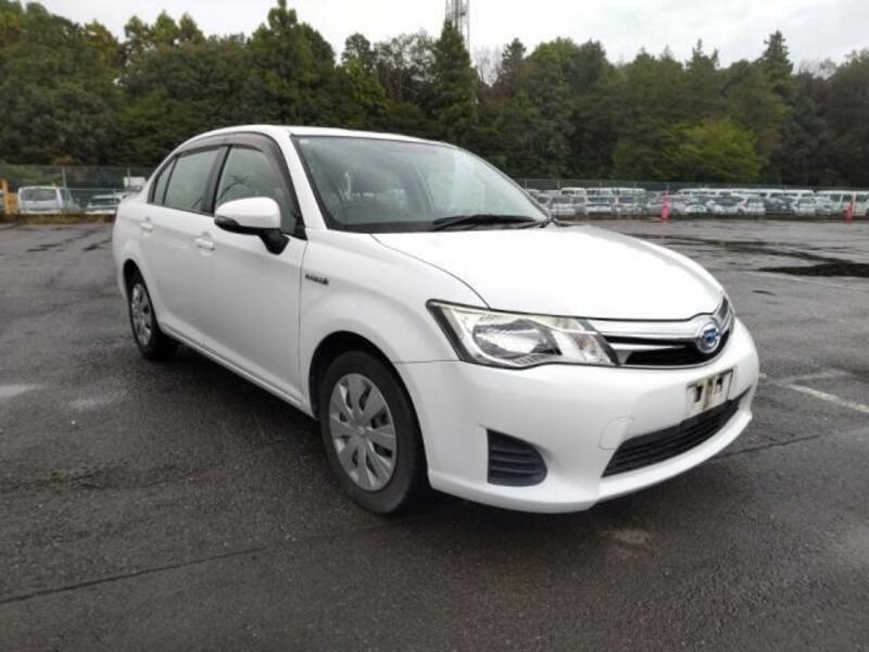 COROLLA AXIO