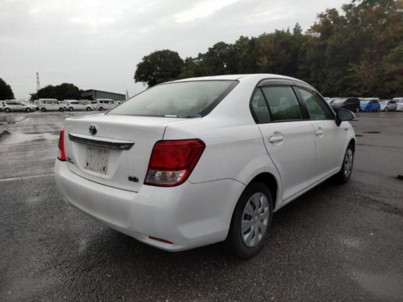 COROLLA AXIO