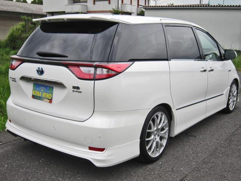 ESTIMA HYBRID