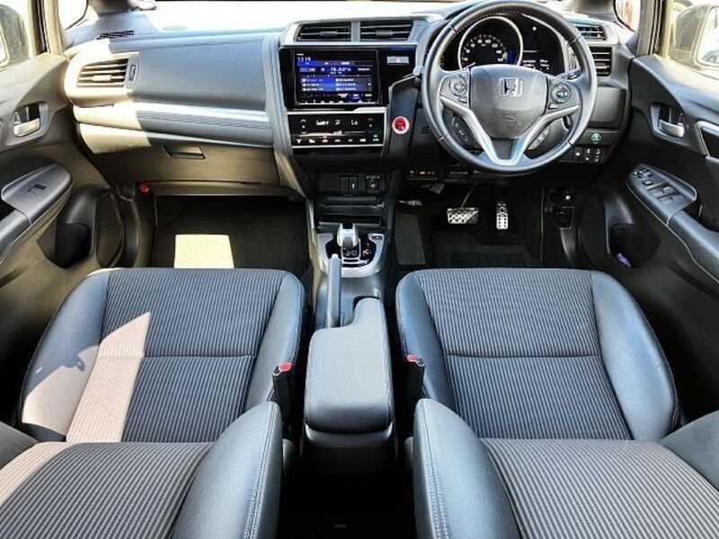 FIT HYBRID
