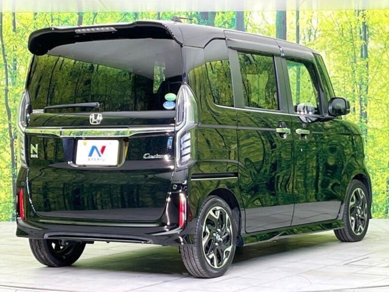N BOX CUSTOM