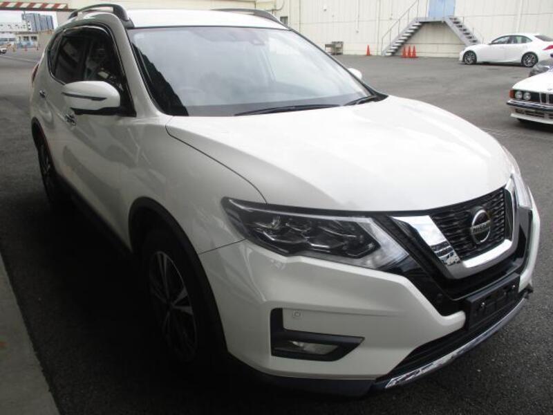 X-TRAIL-0