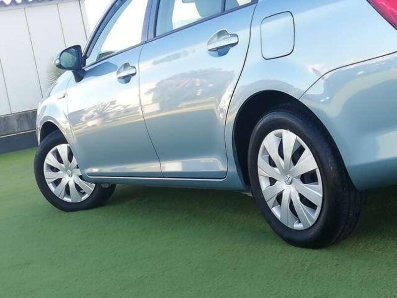 COROLLA AXIO