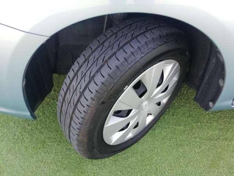 COROLLA AXIO
