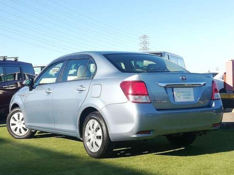 COROLLA AXIO