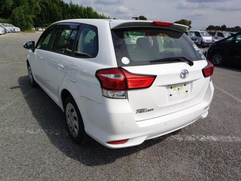 COROLLA FIELDER