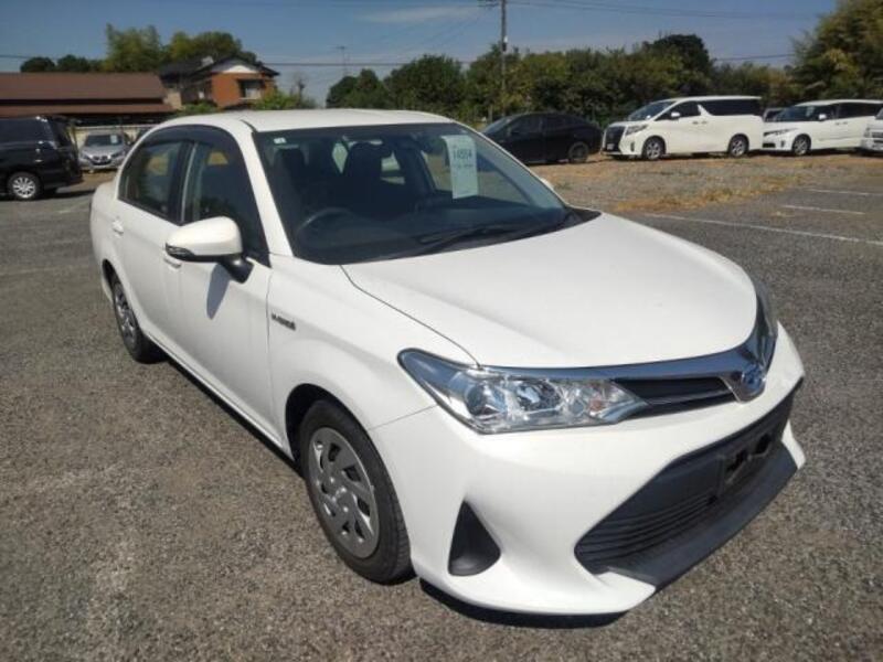 COROLLA AXIO