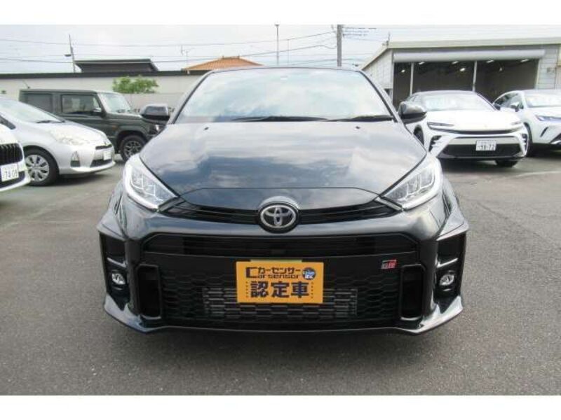 GR YARIS