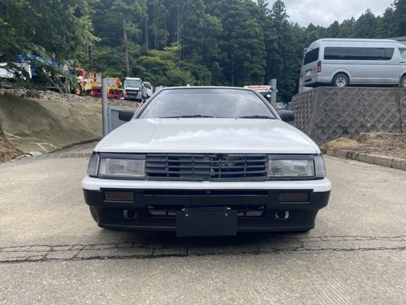 COROLLA LEVIN