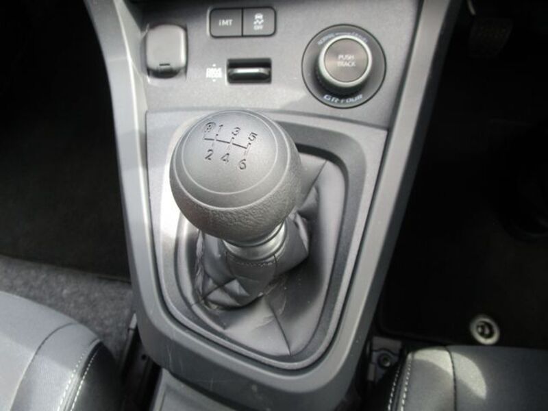 GR YARIS