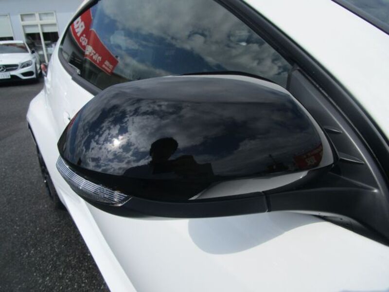 GR YARIS