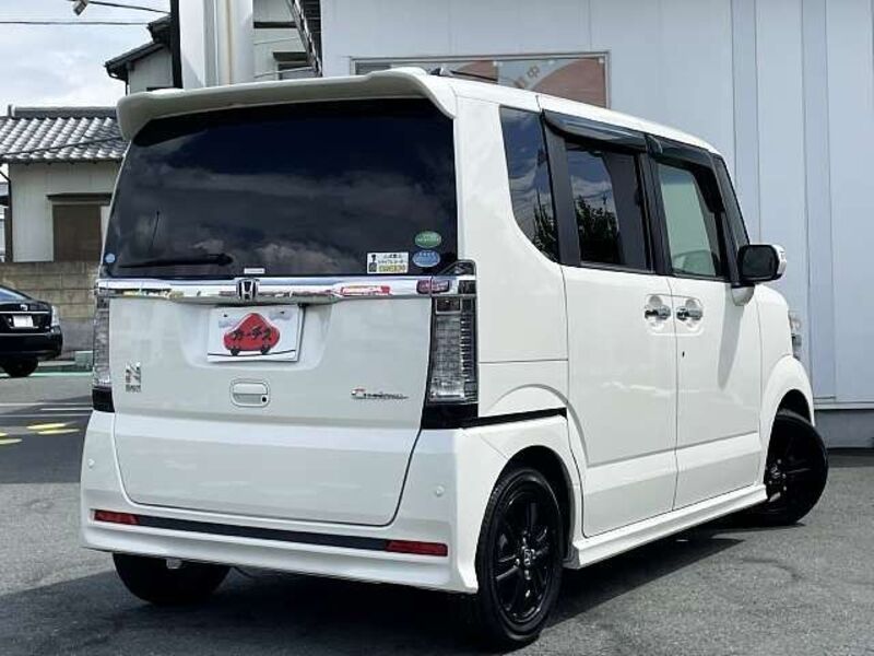 N BOX CUSTOM