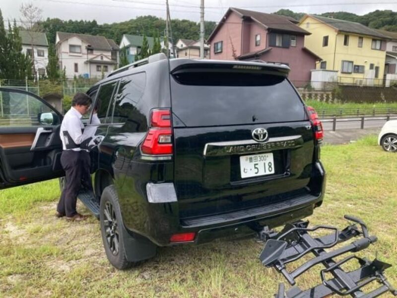 LAND CRUISER PRADO