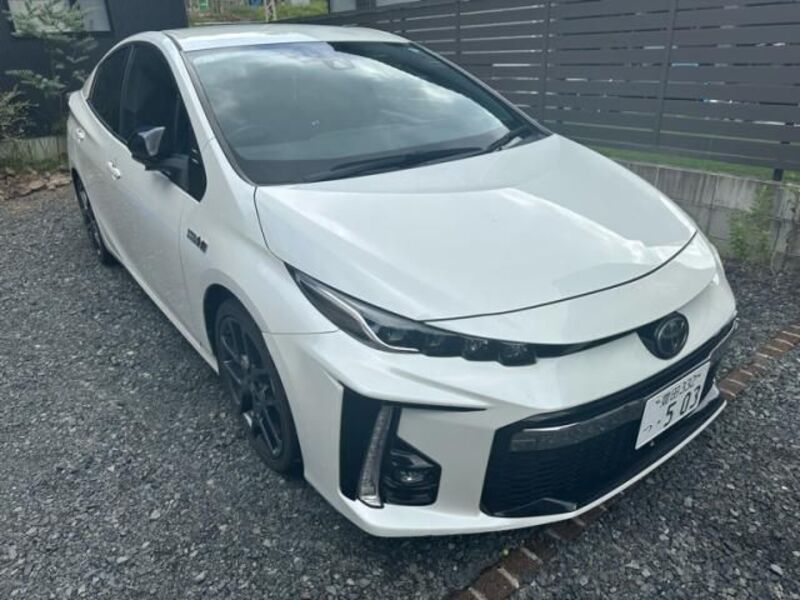 PRIUS PHV