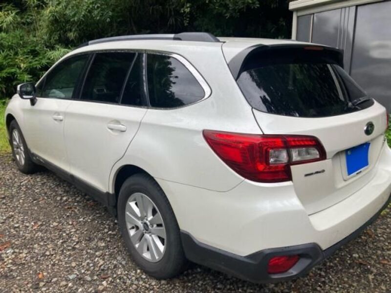LEGACY OUTBACK