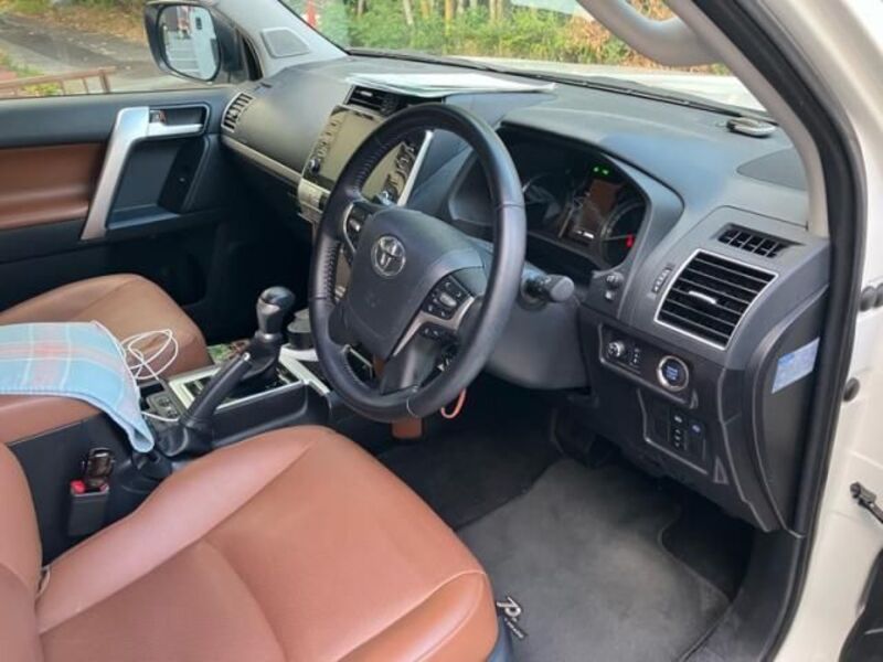 LAND CRUISER PRADO