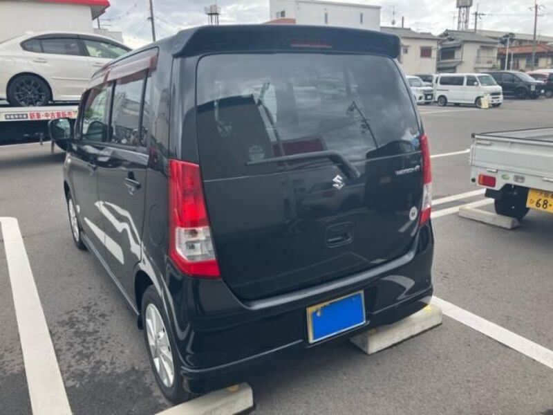 WAGON R