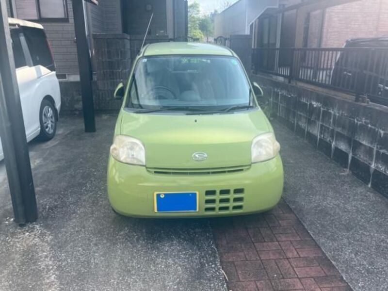 DAIHATSU ESSE