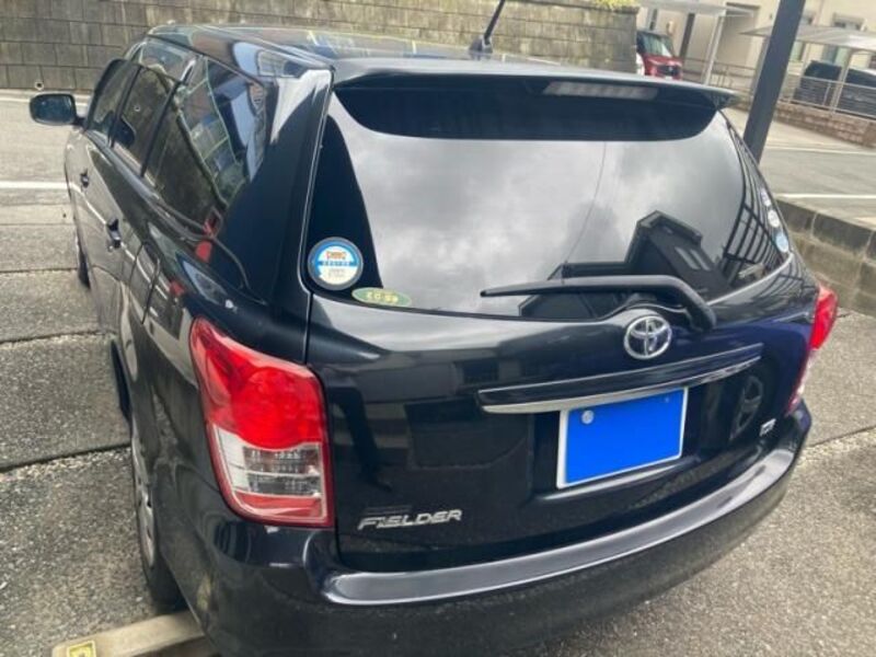 COROLLA FIELDER