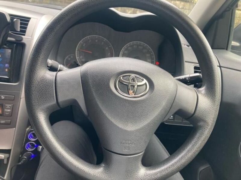 COROLLA FIELDER