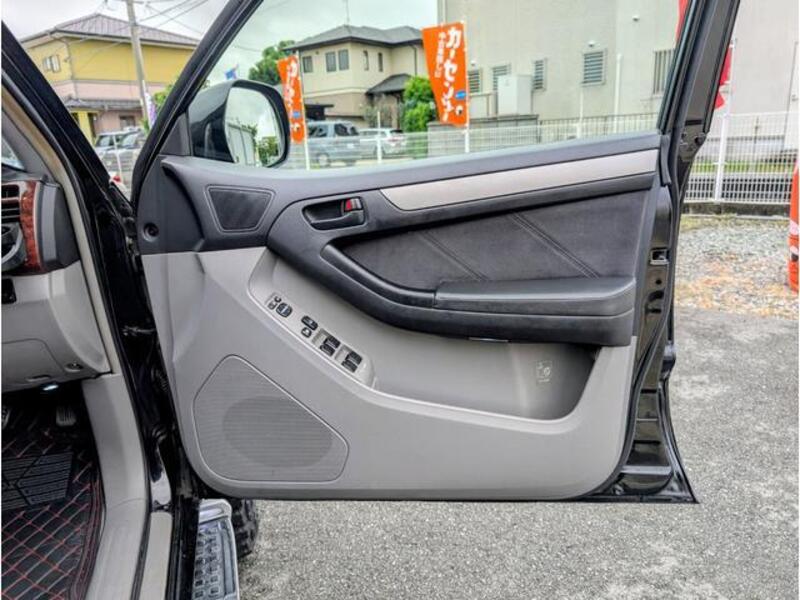 HILUX SURF