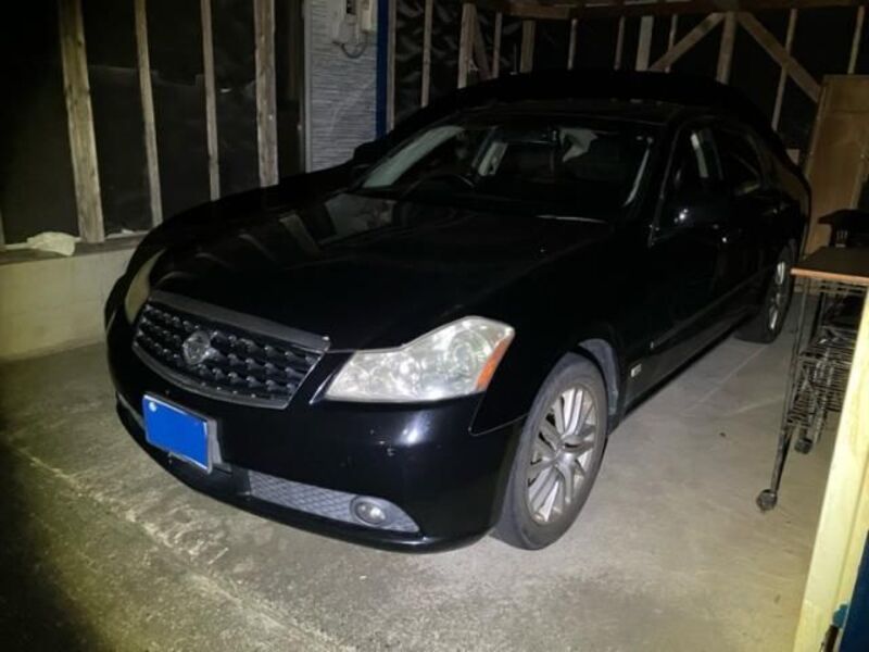 NISSAN FUGA