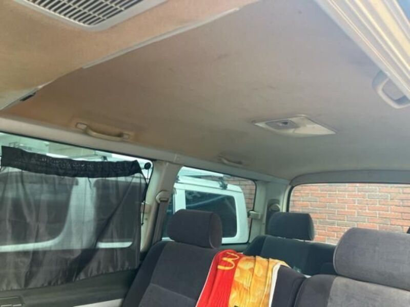 TOURING HIACE