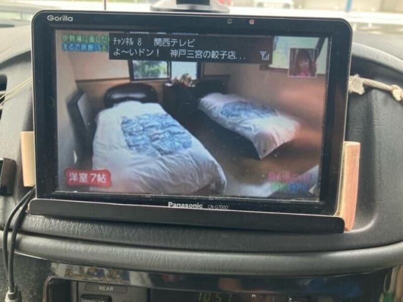 TOURING HIACE