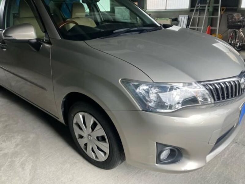 COROLLA AXIO