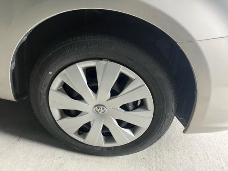 COROLLA AXIO