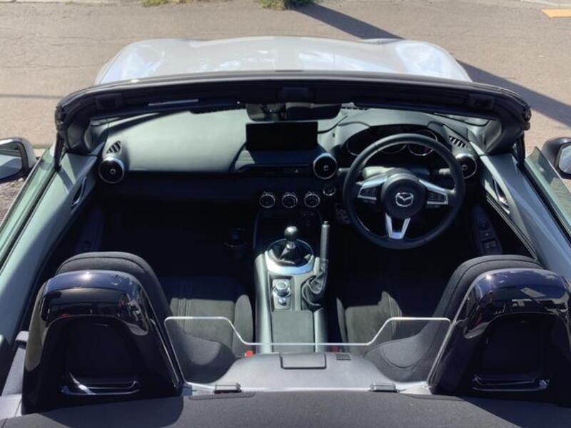 ROADSTER