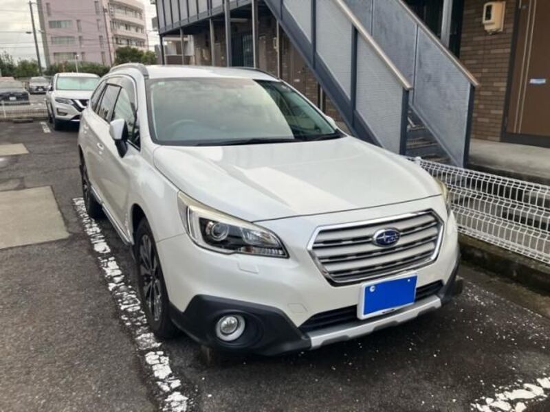 LEGACY OUTBACK-0
