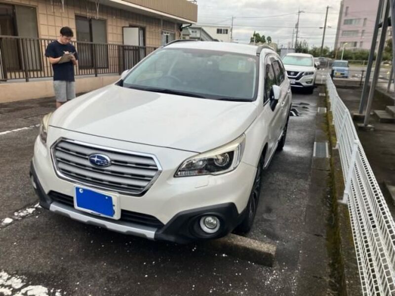 LEGACY OUTBACK