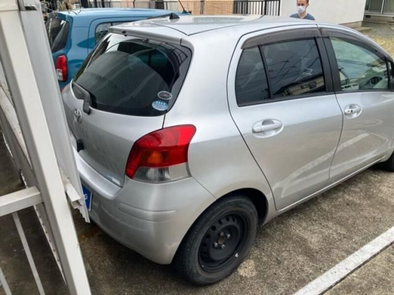 TOYOTA VITZ