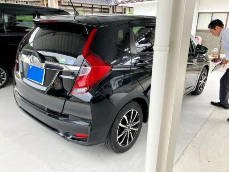 FIT HYBRID