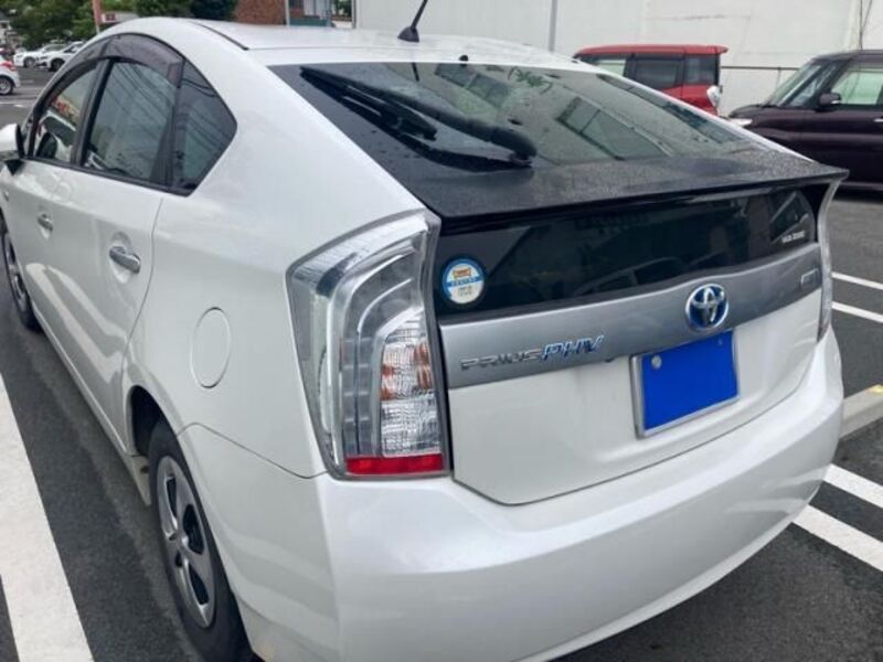 PRIUS PHV