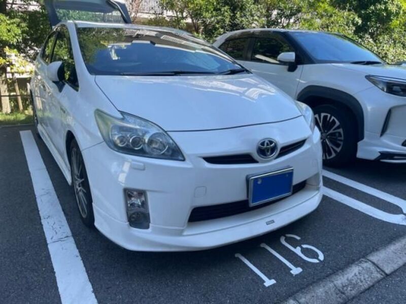 PRIUS-0