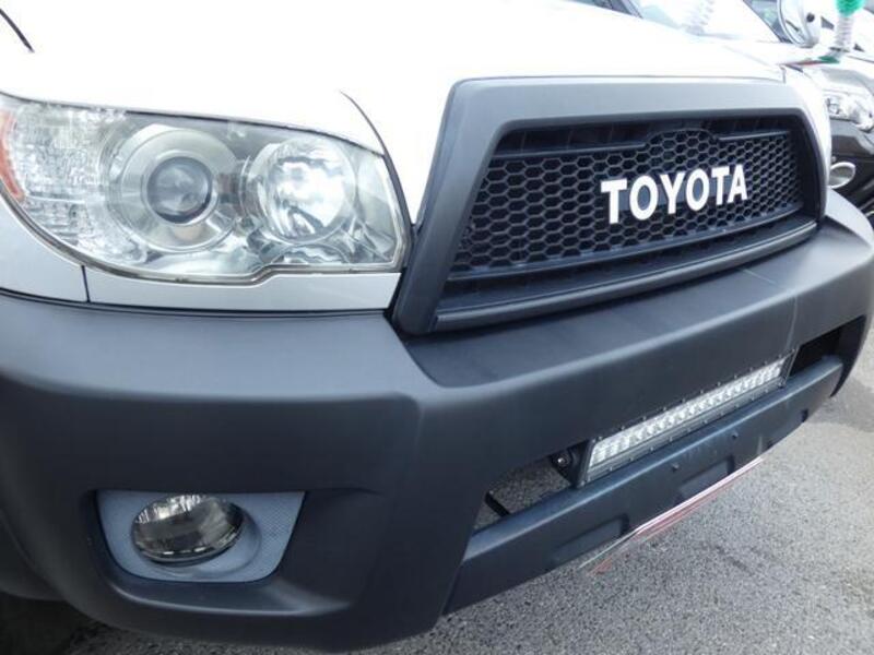 HILUX SURF