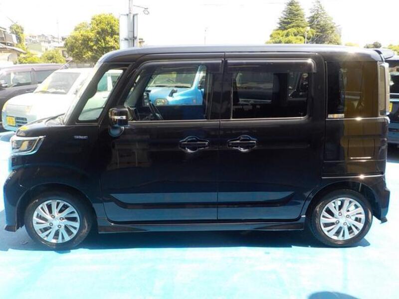 SPACIA CUSTOM