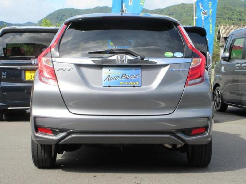 FIT HYBRID