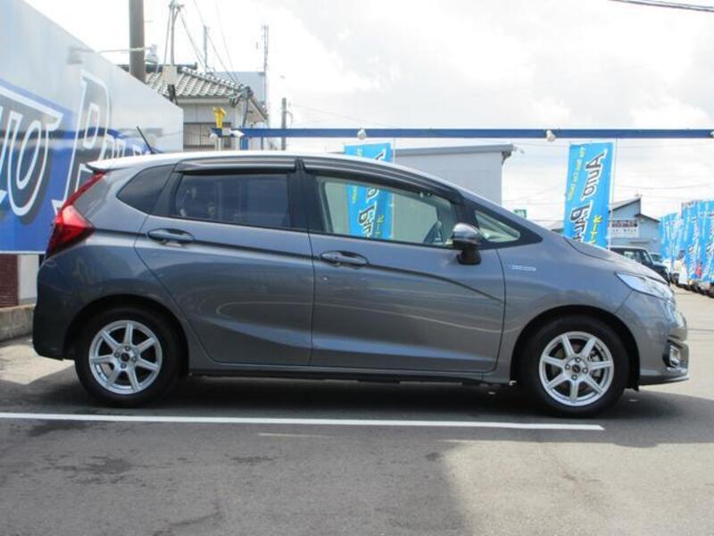 FIT HYBRID